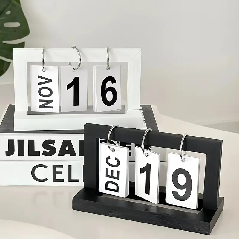 Office Furniture Wholesale - インミニマリストスタイルリビングルームオフィス装飾プラスチックカレンダー飾りモダンデスクアクセサリーシンプルな家の装飾工芸品